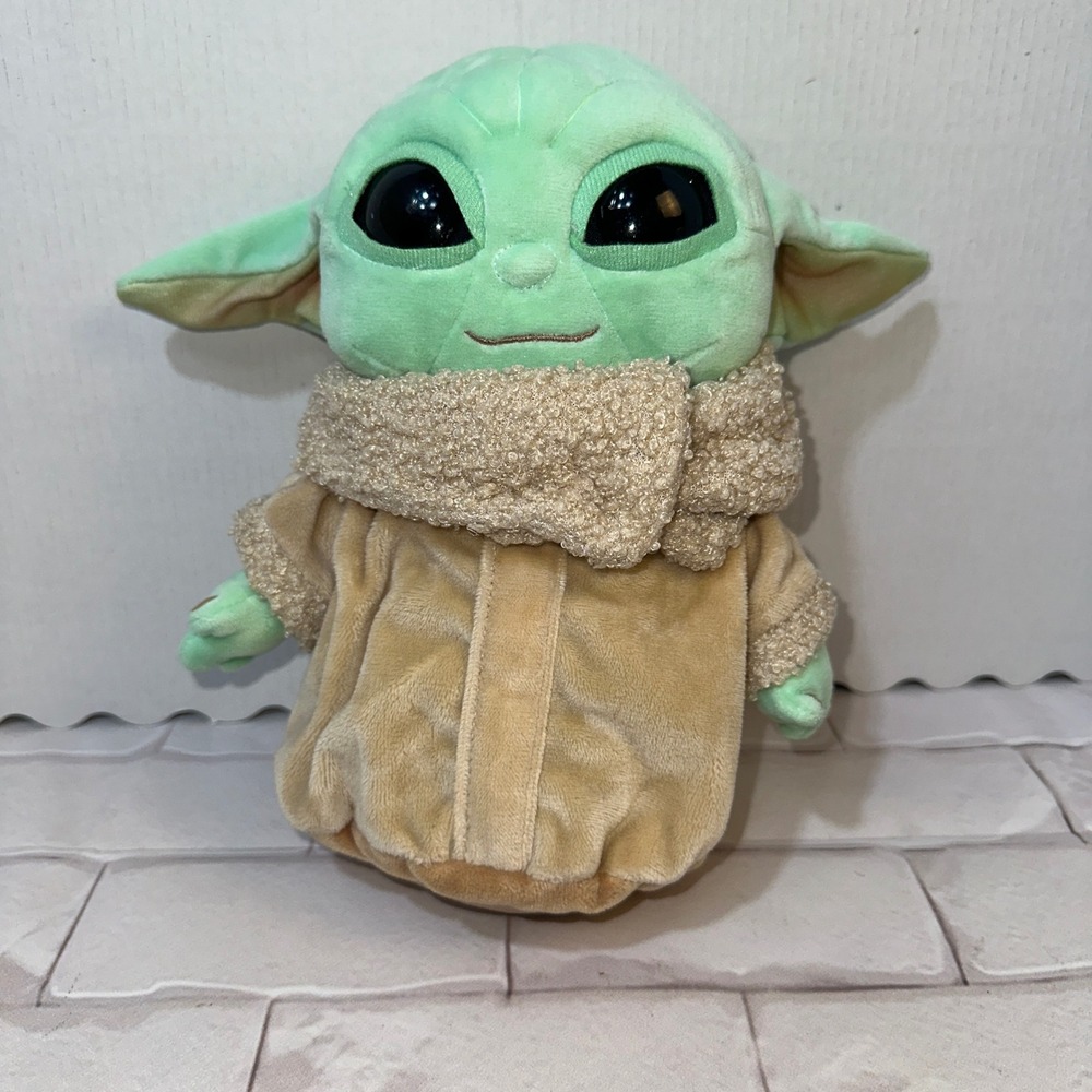 Mattel Star Wars The Mandalorian Grogu The Child Plush GWH23 Green‎ Tan 8 Inch